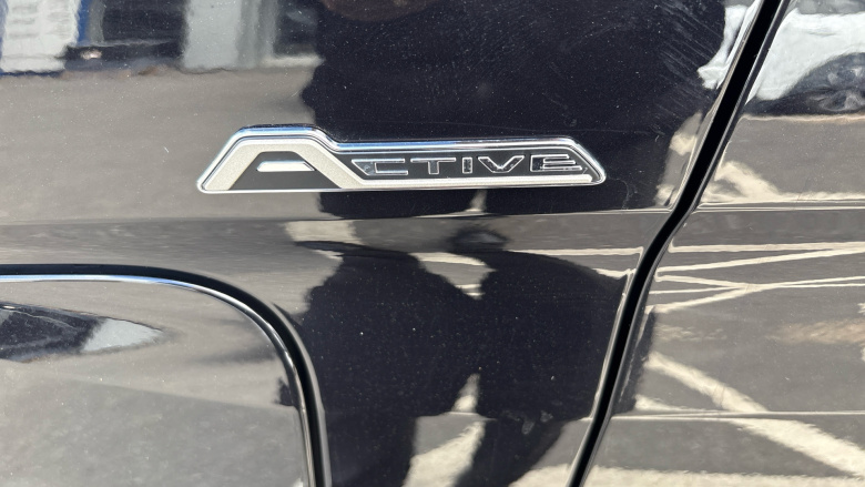 Ford Transit Connect 250 L2 Petrol 1.5 EcoBoost PHEV 150 Active FlexCab Van Auto